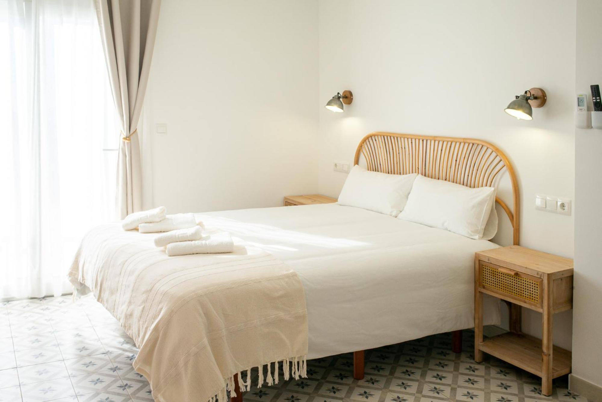 Hotel La Tienda Nueva à Cómpeta Extérieur photo